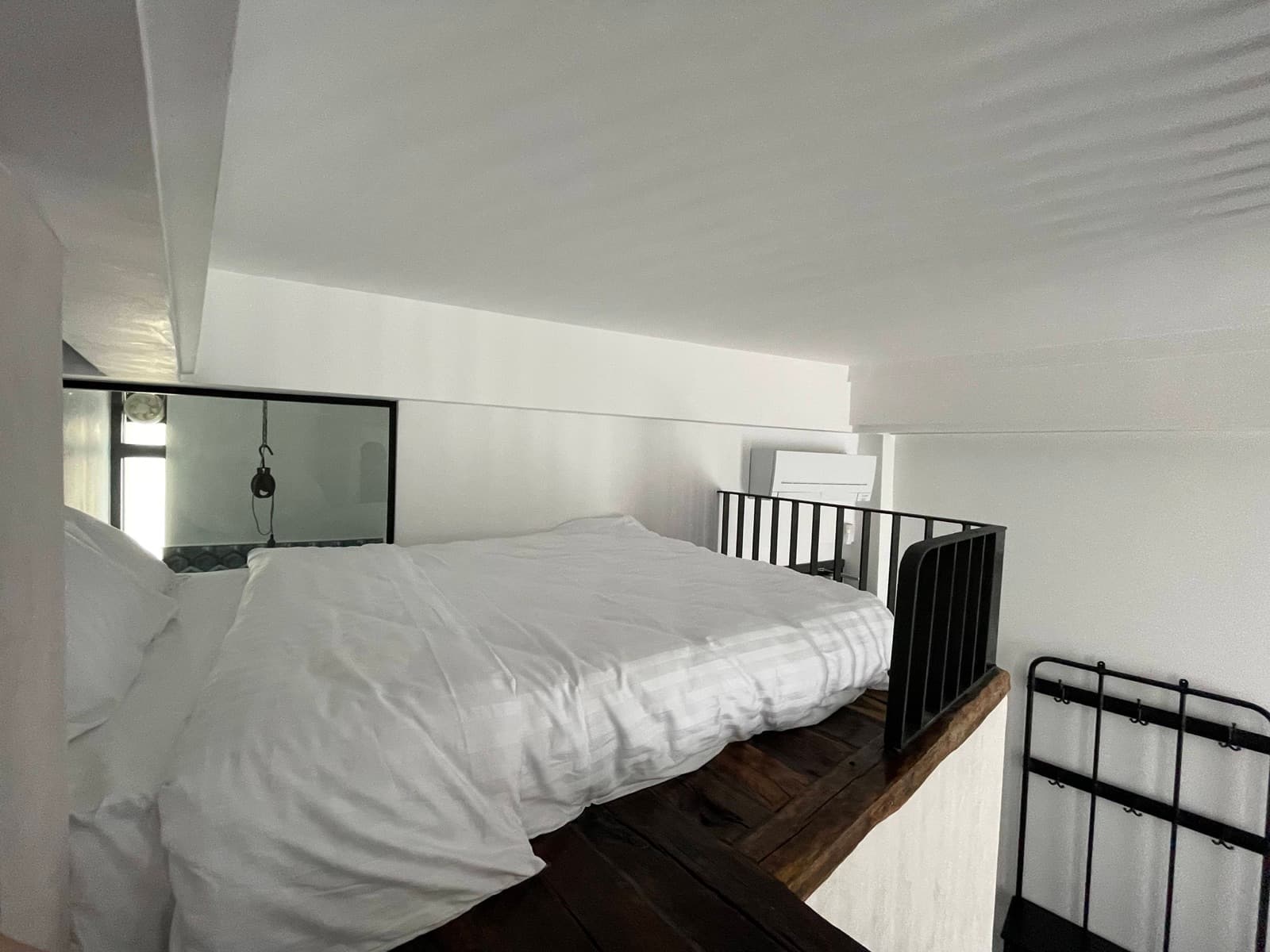 Camera 21 Junior Suite 3