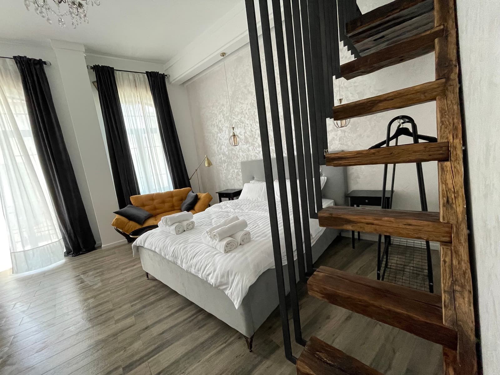 Camera 21 Junior Suite 10